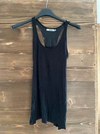 Débardeur noir avec détail sequin dans le dos
