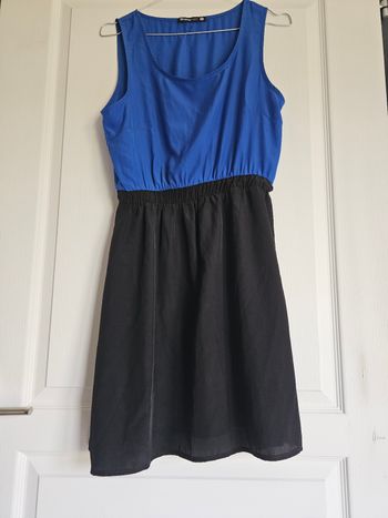 Robe noir et bleu