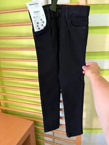 Jeans skinny neuf 5/6 ans