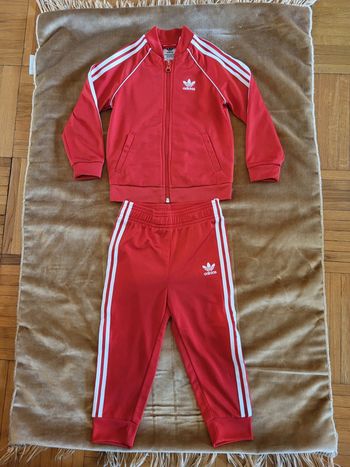 Joli survêtement SST Adidas 2/3 ans