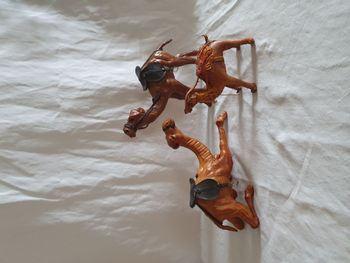 Lot de 3 dromadaires en cuir