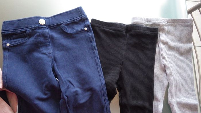 Lot de 7 leggings et pantalons en jean 4ans Vertbaudet et autres - photo numéro 3