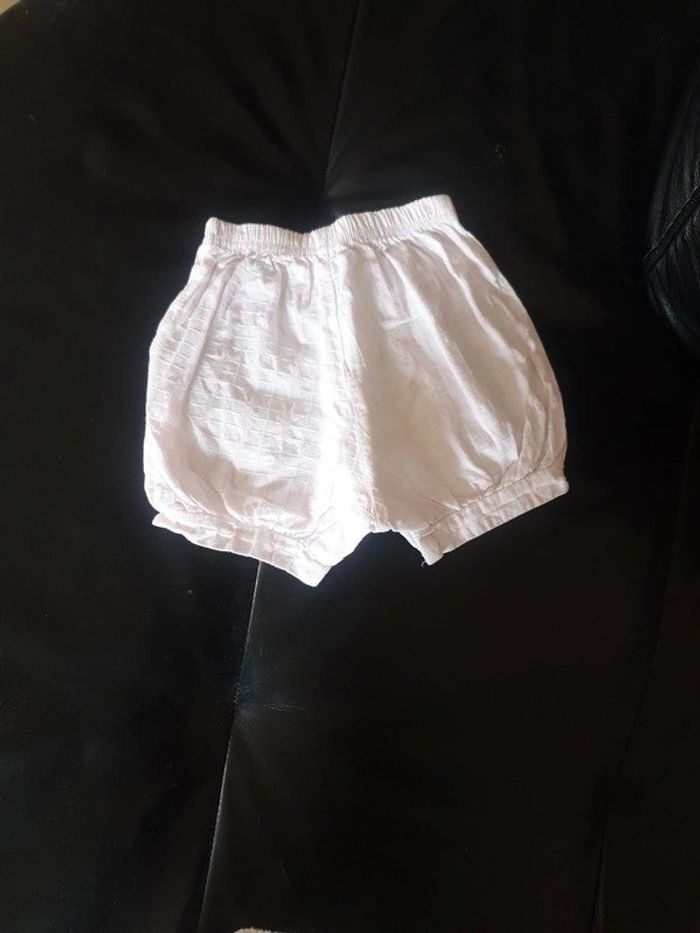 Short 1 mois