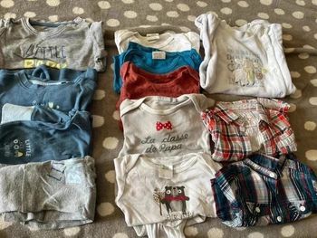 Lot bébé taille 3 mois bon état 12 articles