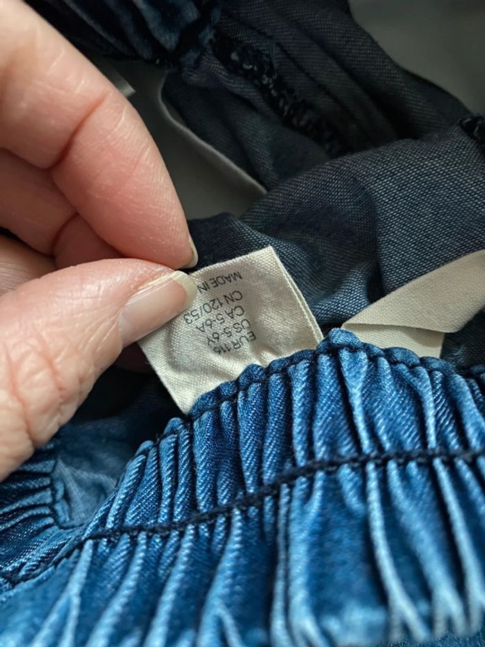 Short H&M Taille 116 - photo numéro 3