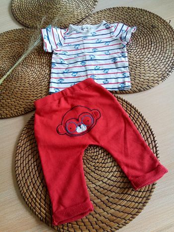 Ensemble pantalon rouge léger+ tee shirt assorti Orchestra taille 3 mois