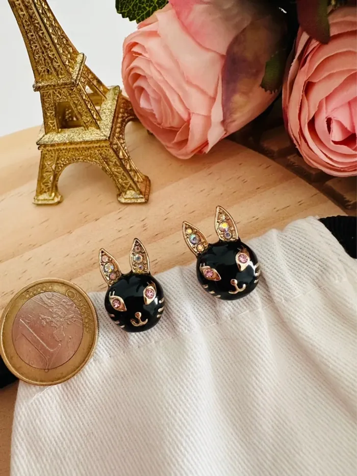 Boucles d’oreilles lapin noir Betsey Johnson 🖤🐰 - photo numéro 4