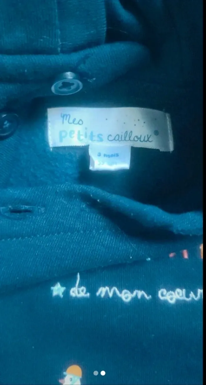 Sweat neuf 3 mois - photo numéro 2