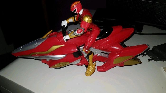 Moto power rangers wild force - photo numéro 4