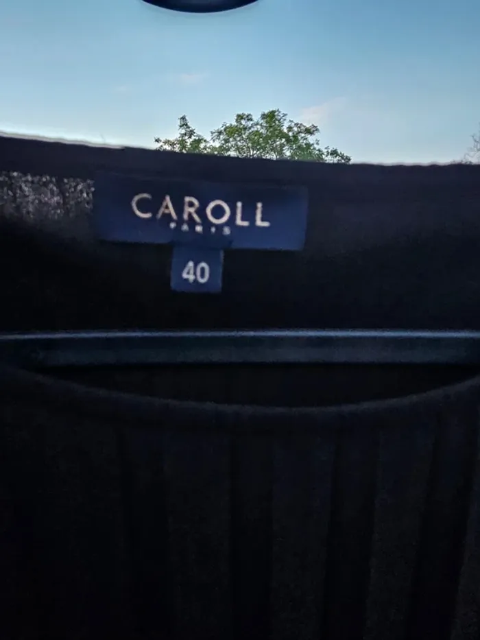 Robe noir femme t 40 Carroll ( élégant ,chic ) comme neuve - photo numéro 4