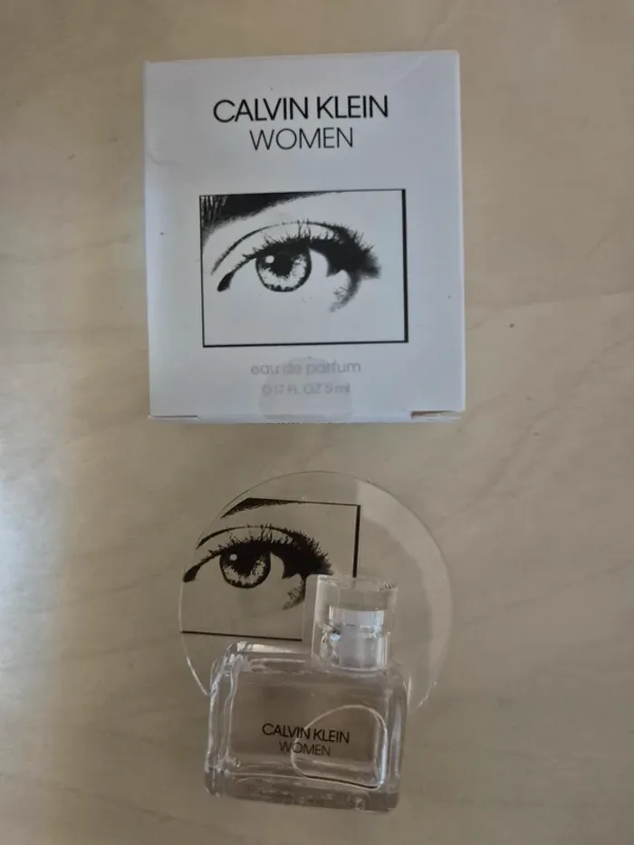 Lot 5 miniatures parfum - photo numéro 10