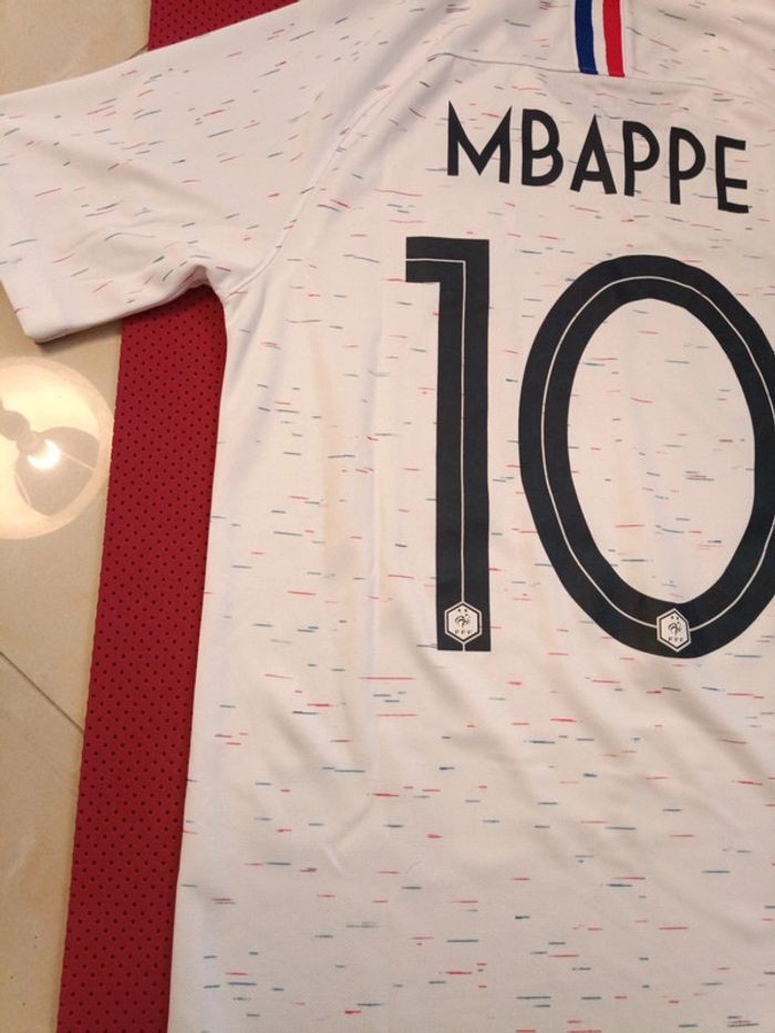 Maillot de foot Mbappe France, Nike Authentique Officiel taille Adulte L - photo numéro 8