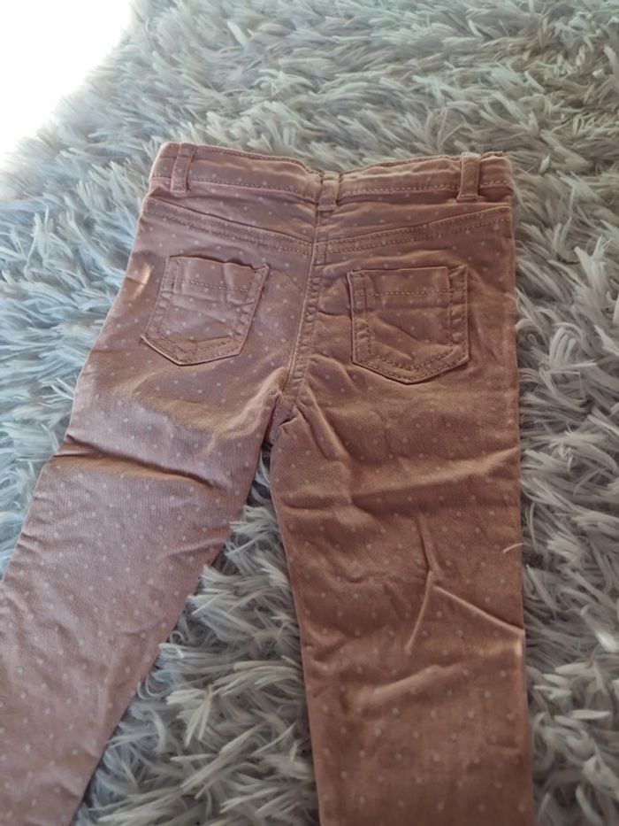 Jean rose a pous blanc - photo numéro 3