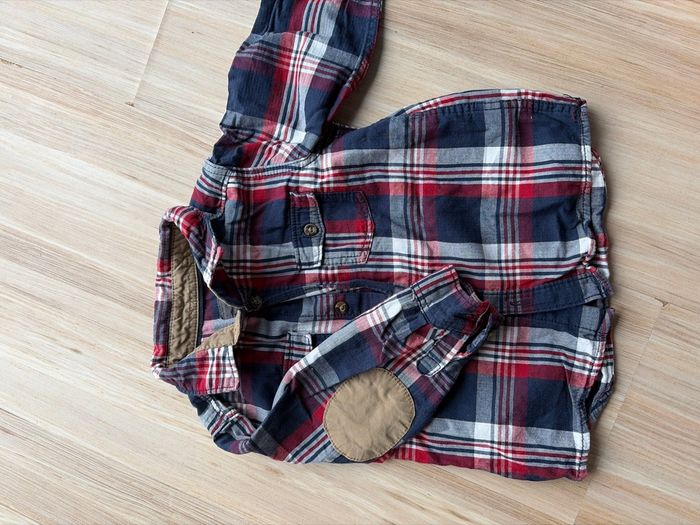 Chemise hm 9-12 mois neuf
