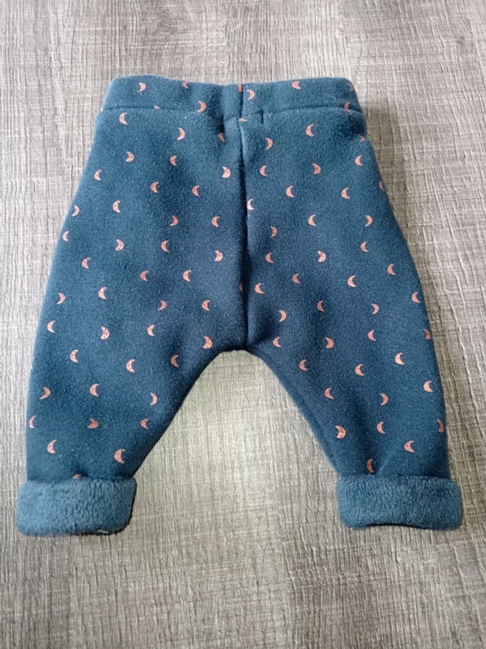 Pantalon 1 mois - photo numéro 4