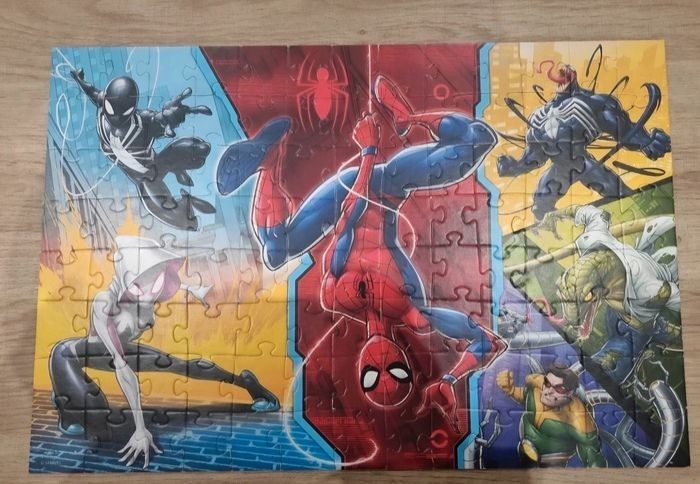 ​Puzzle Marvel Spider-Man 100 pièces Trefl - Spidey & Vilains Tres Bonne Etat - photo numéro 3