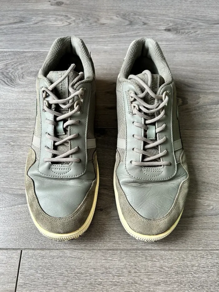 Baskets Lacoste T-Clip Insulate Kaki Taille 44 - photo numéro 2