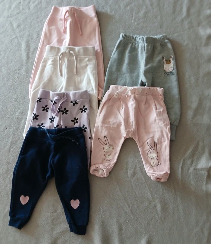 Lot joggings 9 mois