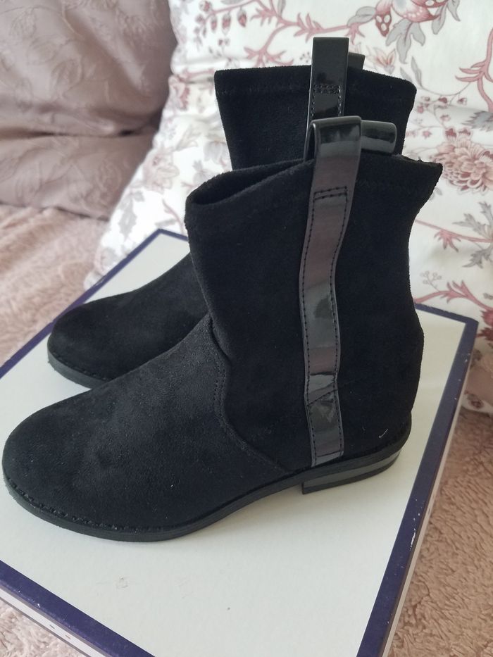 Bottines  fille André noires t 28 NEUF - photo numéro 2