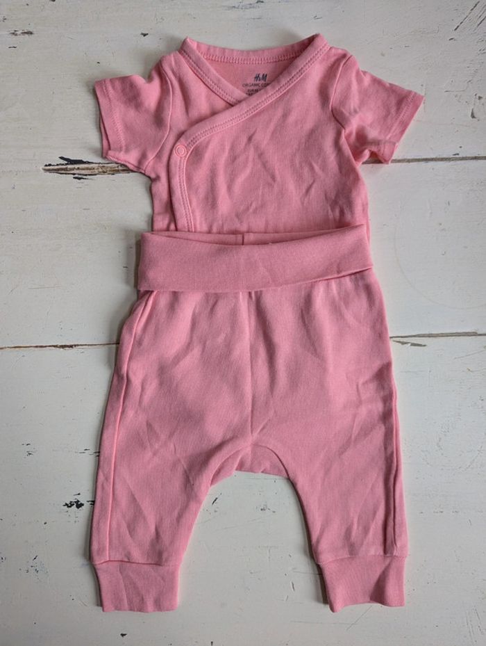 Lot H&M bébé - 3 pantalons sarouel + 2 bodies - photo numéro 9