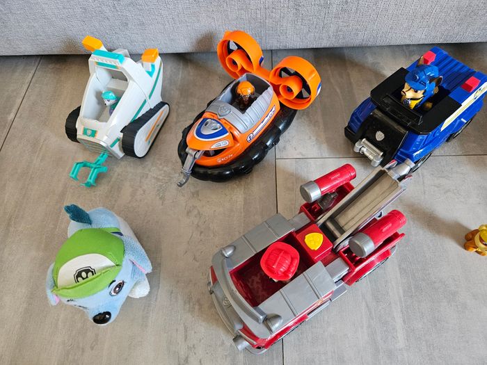 Lot pat patrouille figurines et voitures peluche - photo numéro 2
