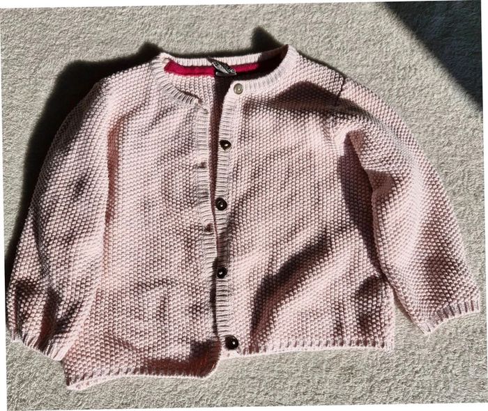 Très beau gilet 23 mois - photo numéro 3
