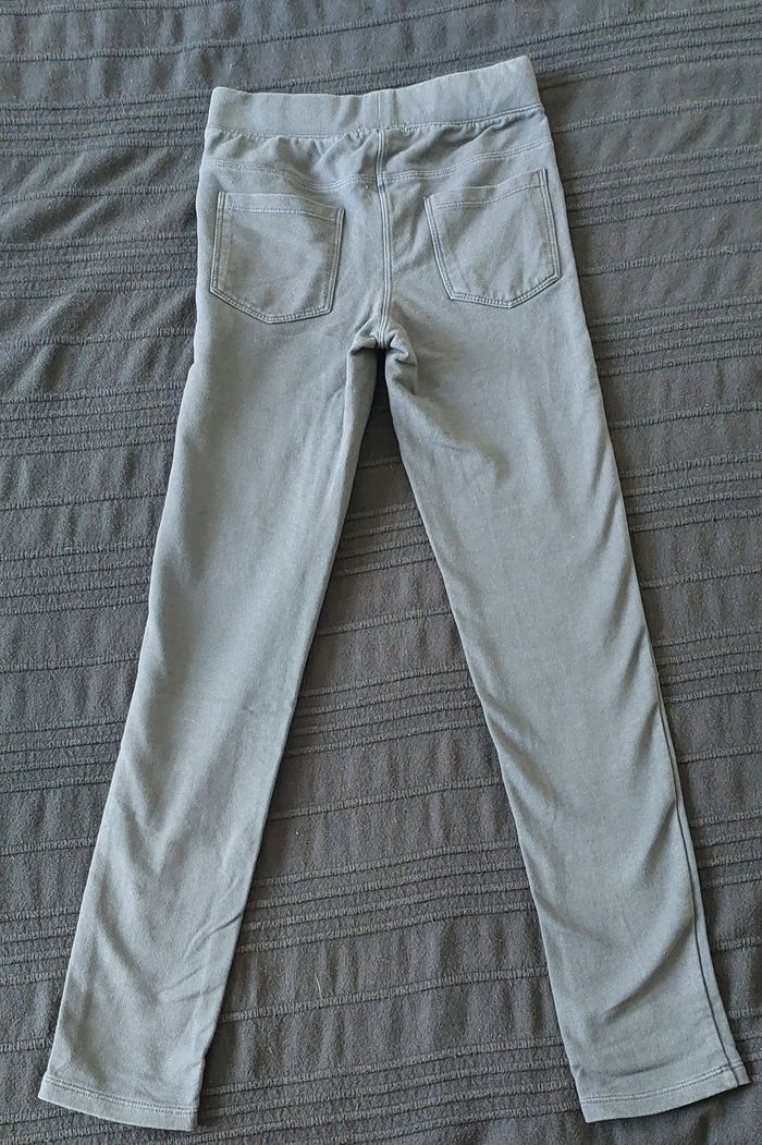 Pantalon type leggings
