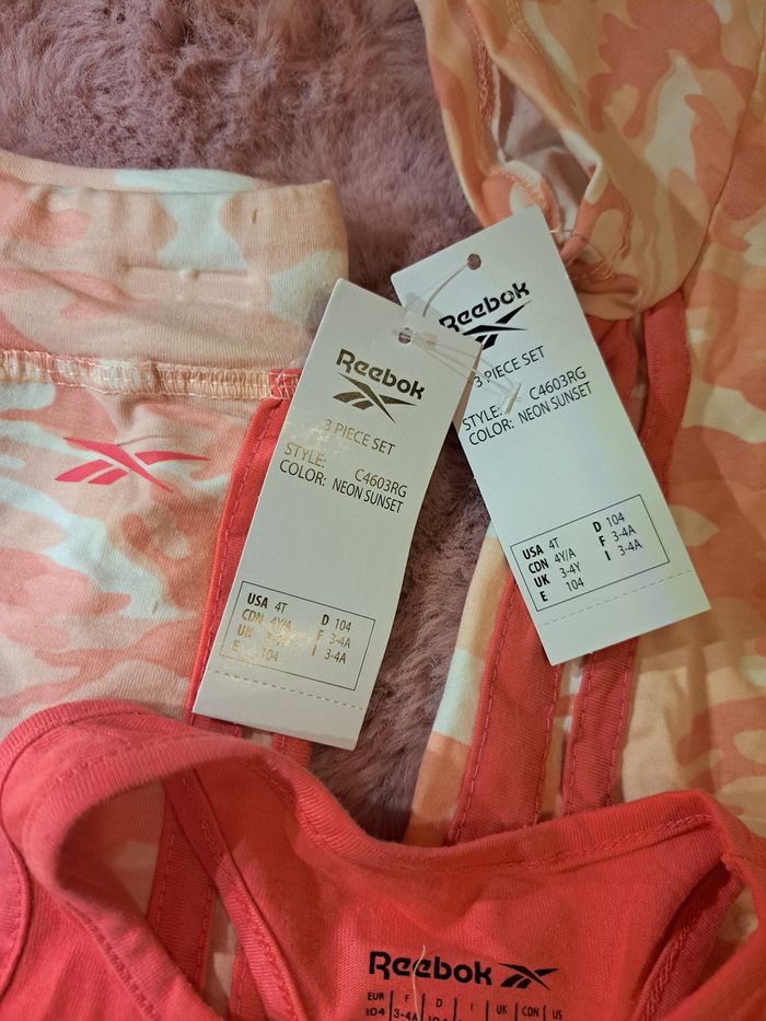Reebok ensemble - photo numéro 3