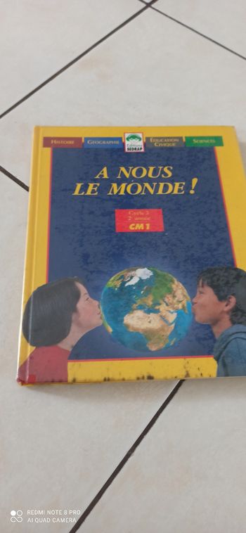 Livre à nous le monde cm1