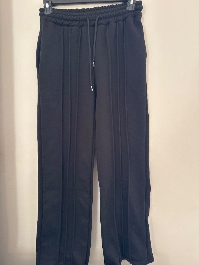 Jogging chaud. Taille unique - neuf sans étiquette