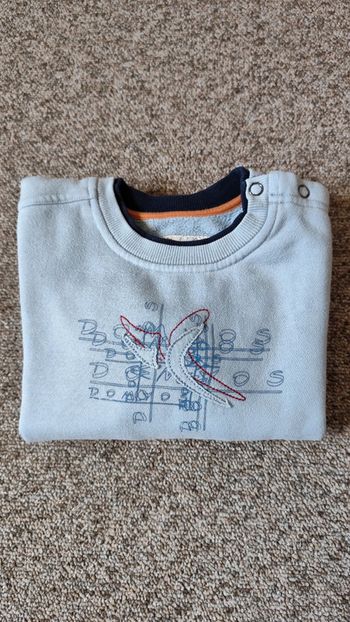 Pull Decathlon bleu 4 ans