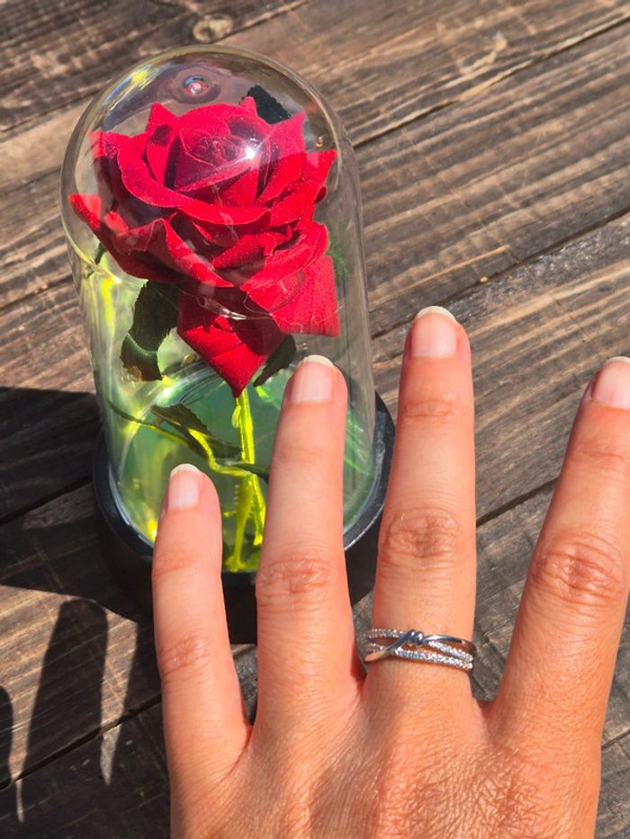 Sublime bague avec vagues scintillante