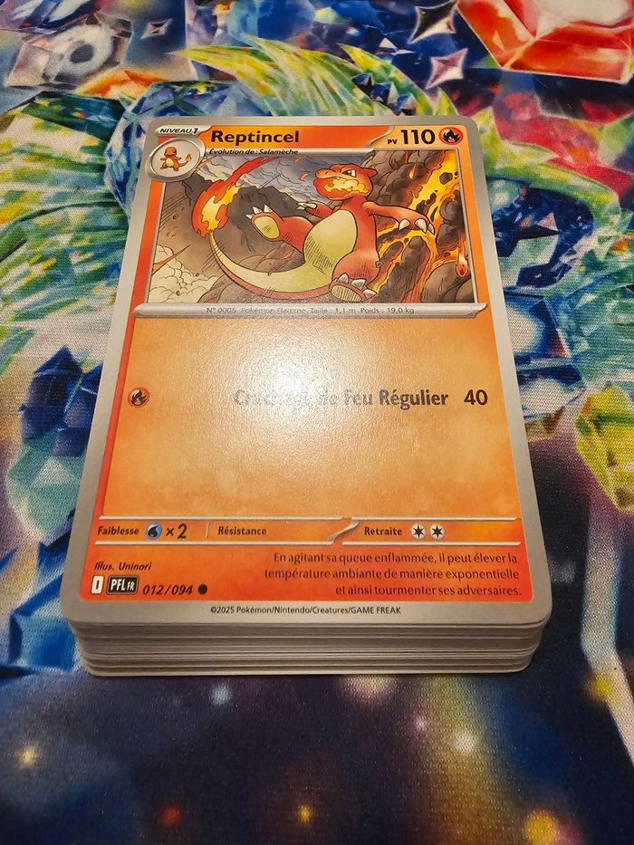 30 cartes Pokémon Méga-Évolution Flammes Fantasmagoriques