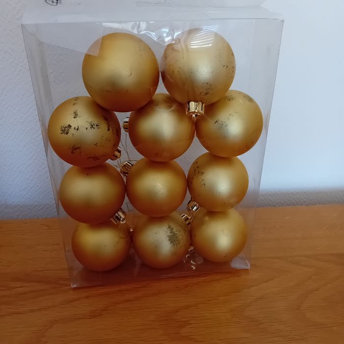 Boules dorées