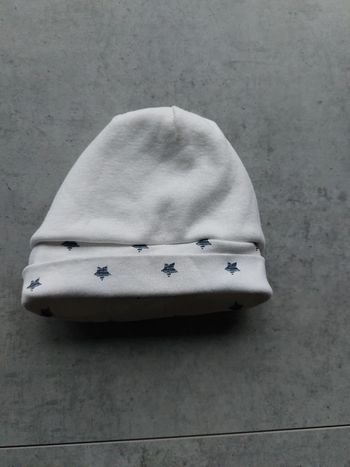 Bonnet Vertbaudet taille 3 mois