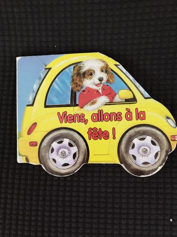 livre cartonné Viens allons à la fête!