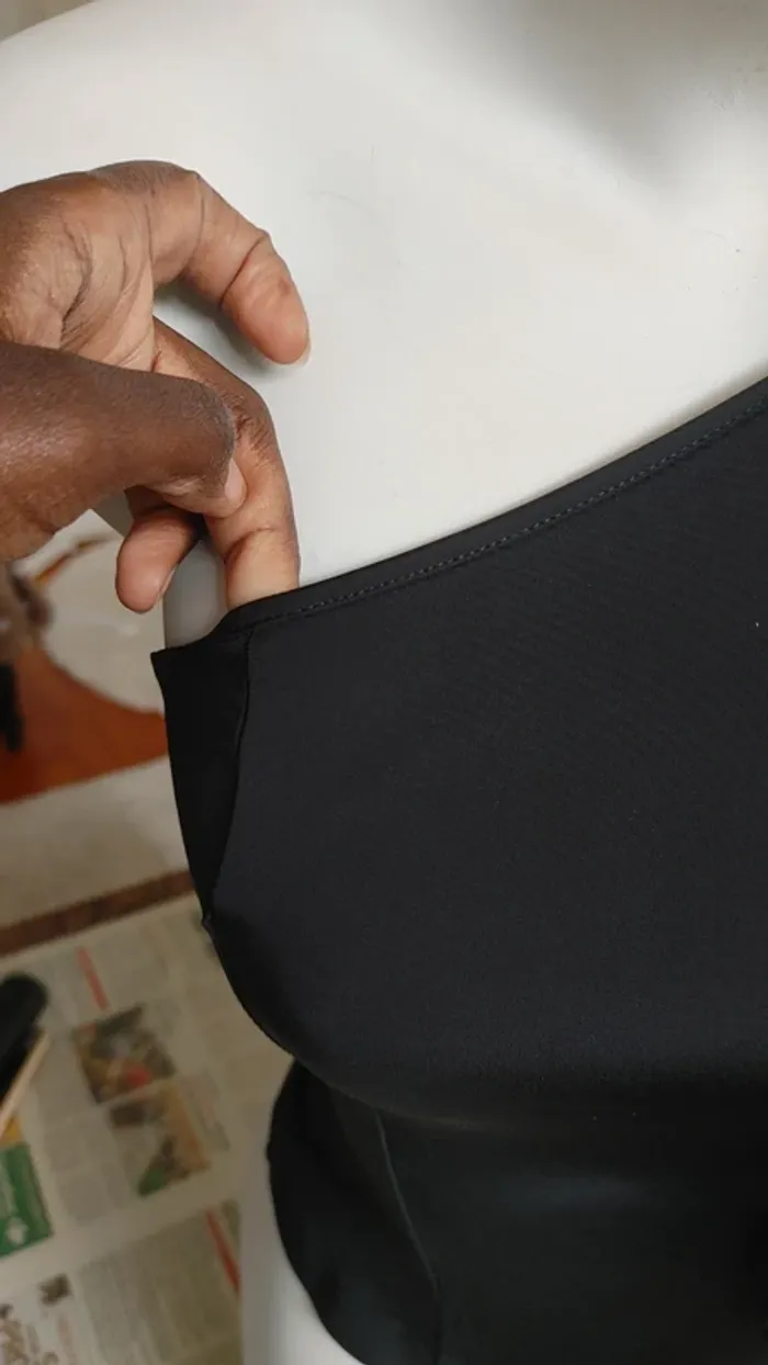 Magnifique top one shoulder volant polyamide nylon - photo numéro 11