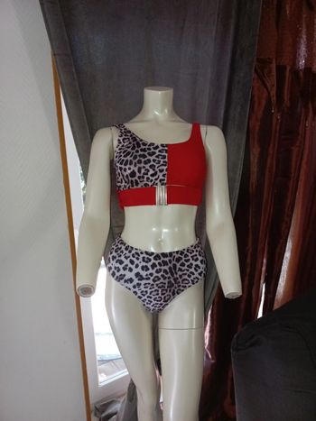 Maillot de bain 2 pièces neuf Taille S bicolore