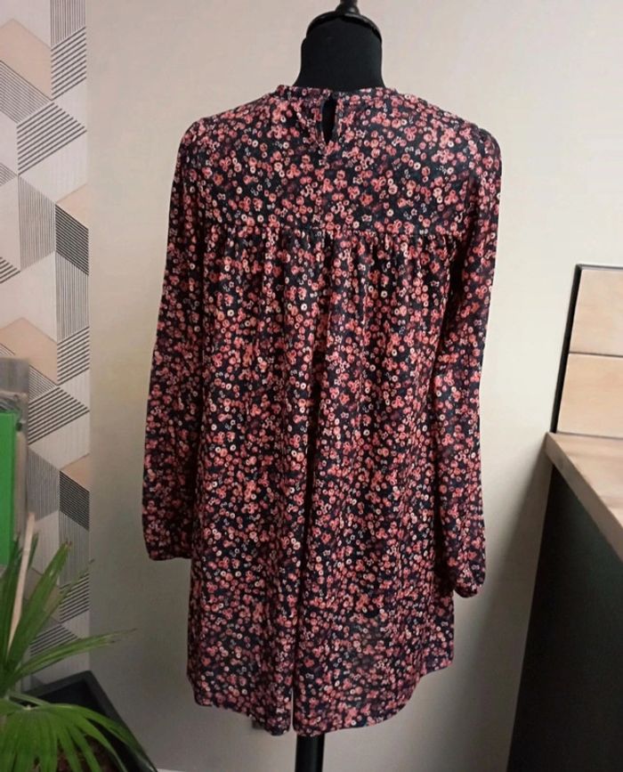 Jolie robe Pull & Bear manches longues - photo numéro 3