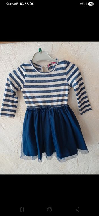 Robe fille taille 5 ans