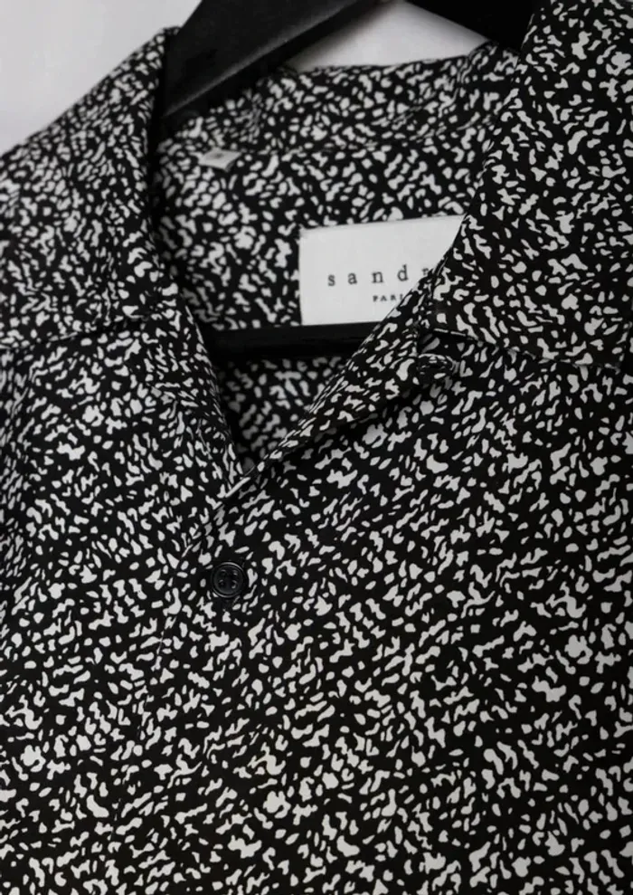 Chemise manches longues imprimé noir blanc abstrait Sandro Taille S - photo numéro 4