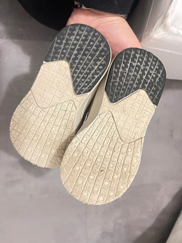 Chaussure garçon taille 23 - photo numéro 4