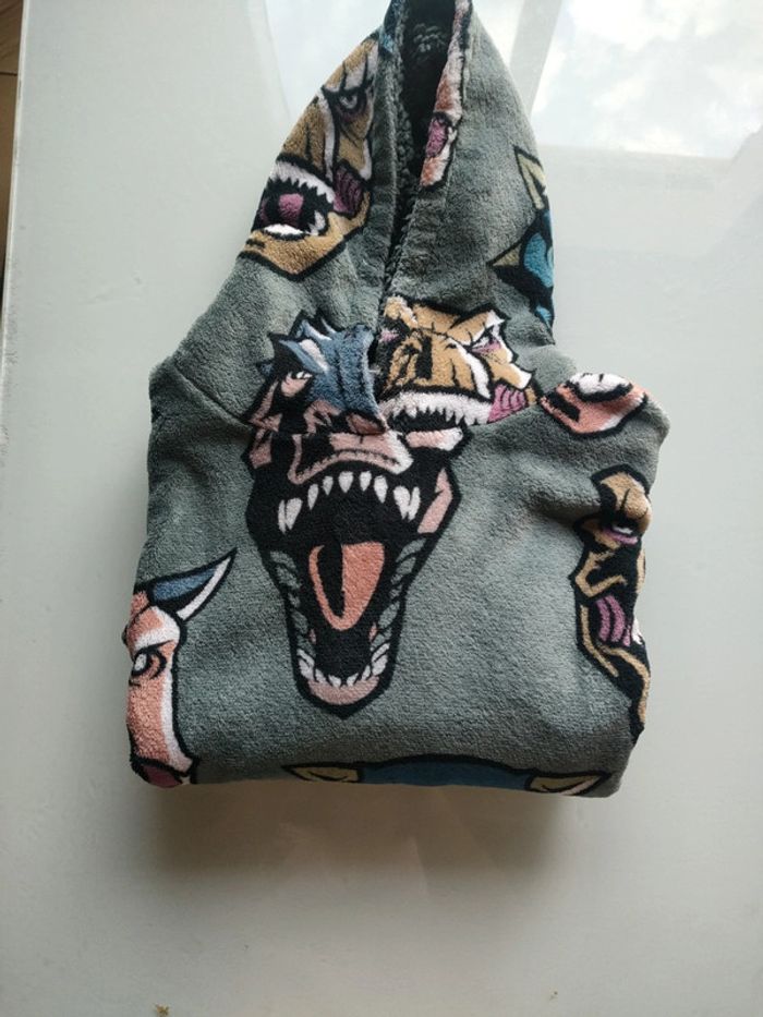 Poncho Jurassic world polaire avec capuche et poche 13-14 ans - photo numéro 3