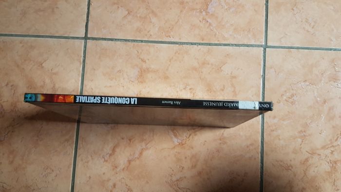 Livre " La Conquête Spatiale " d'Alex Barnett - photo numéro 2