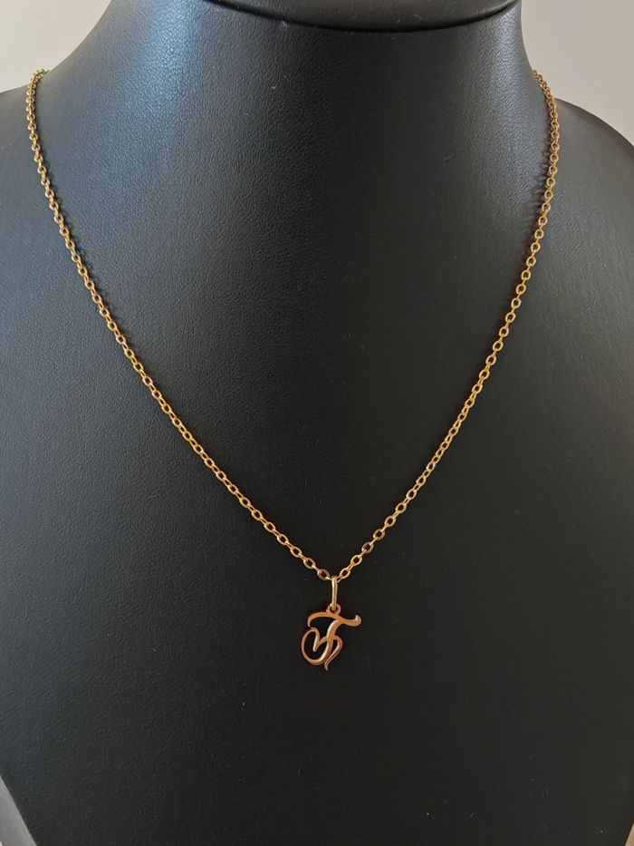 Pendentif acier inoxydable Lettre J prêt à offrir - photo numéro 2