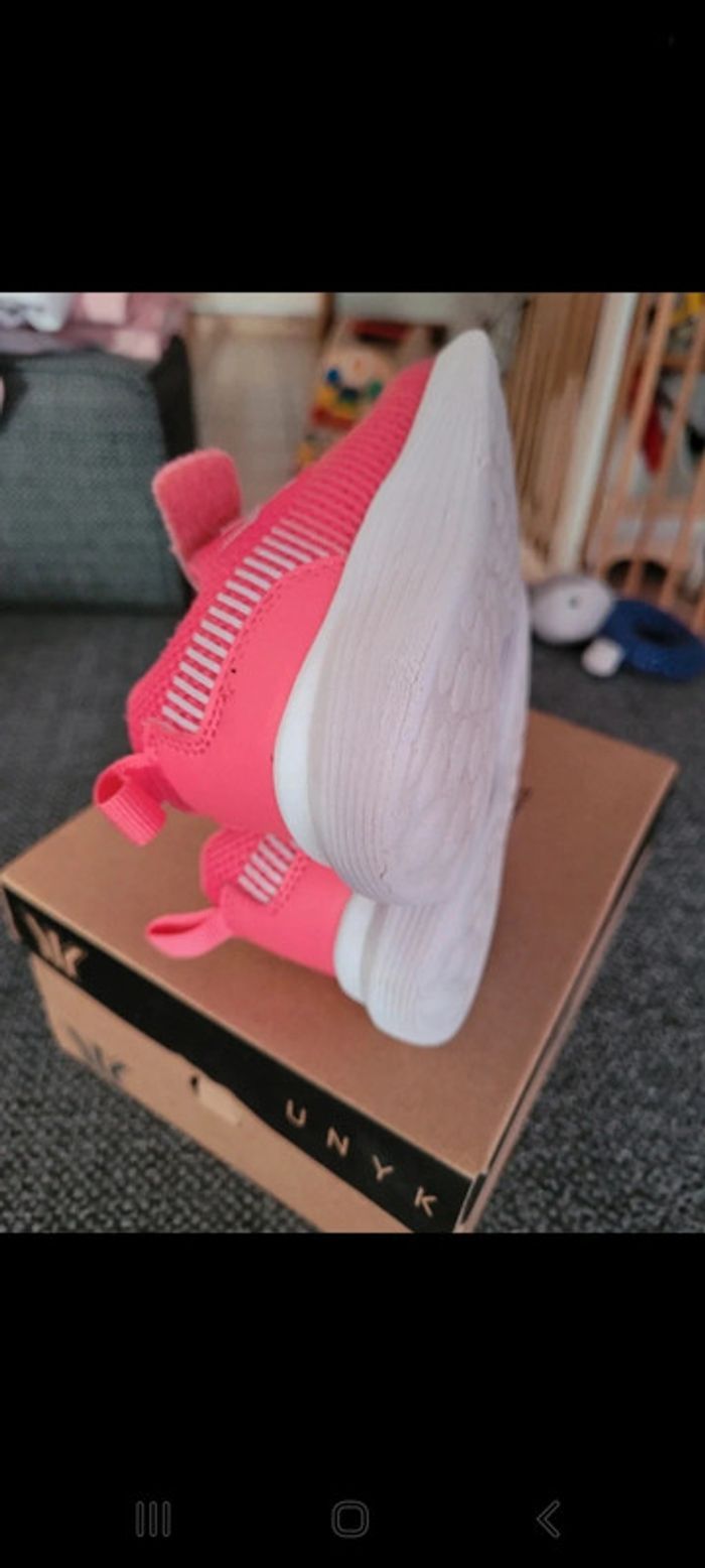 Baskets fille taille 25 - photo numéro 10