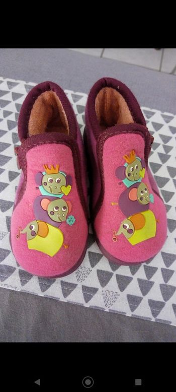 Chaussons roses éléphant