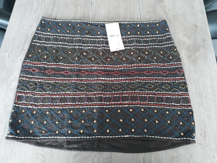 Jolie jupe Camaïeu taille 42