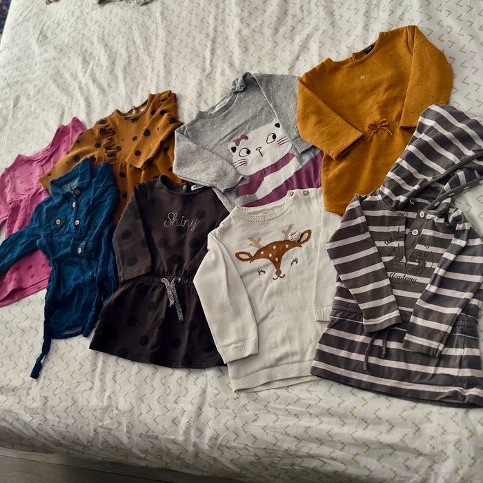 Lot 8 robes pulls - photo numéro 1