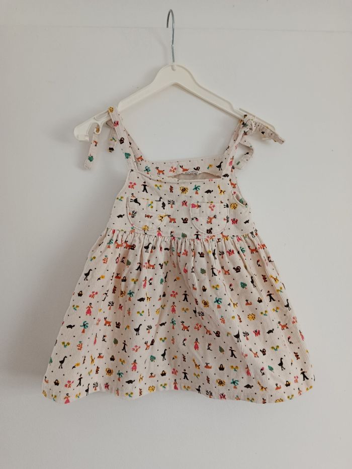 Robe à bretelles